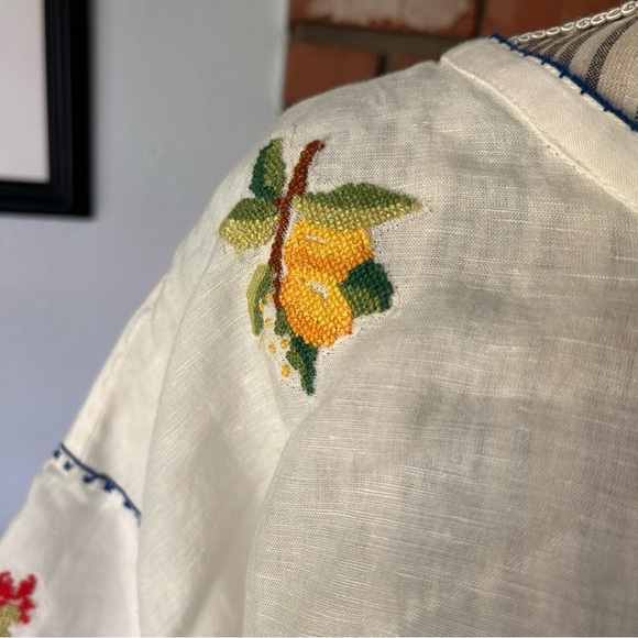 Anthropologie Intropia Linen Embroidered Fruit Top in Cream Sz L - Picture 5 of 12